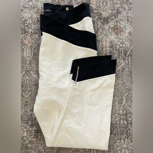 NWT- CALIA Essential Collection High Rise Capri - Black & White
